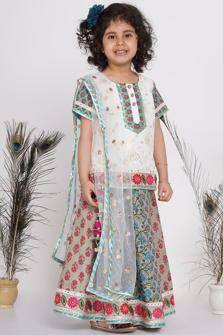 Girls Cotton Floral Embroidery Kurta with Kali Work Lehenga and Tussel work - Little Bansi