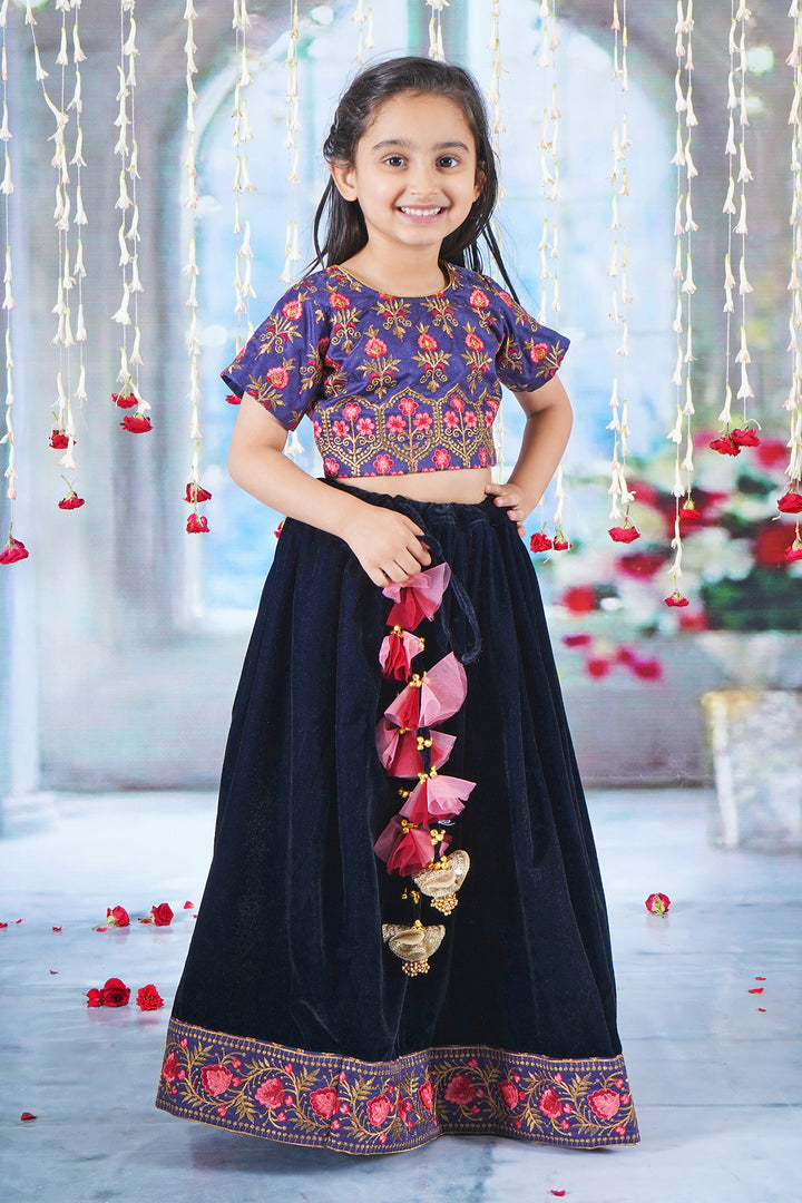 Girl Bageecha Floral Thread work Blouse with Velvet Lehenga and Sequin moti work Dupatta, accompanied with Hand made tassel and Ghungroo work - Little Bansi