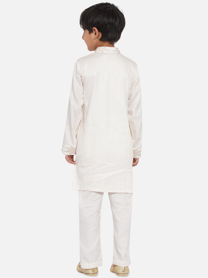 Boys White Embroidery Sherwani with Pant made of Silk - Little Bansi