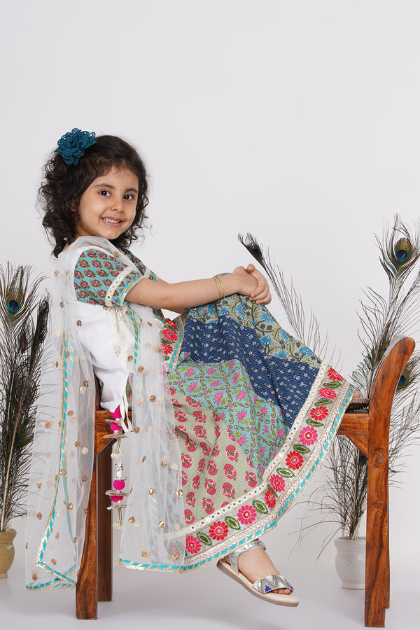 Girls Cotton Floral Embroidery Kurta with Kali Work Lehenga and Tussel work - Little Bansi