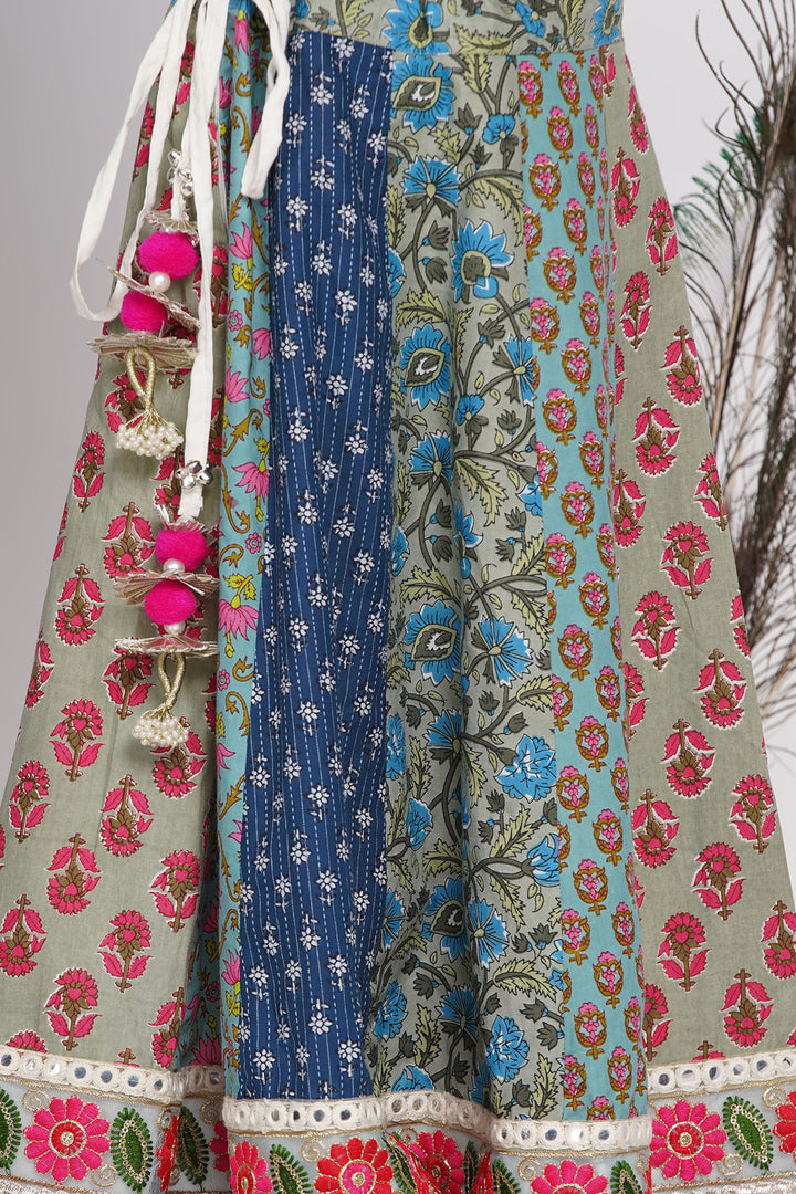 Girls Cotton Floral Embroidery Kurta with Kali Work Lehenga and Tussel work - Little Bansi